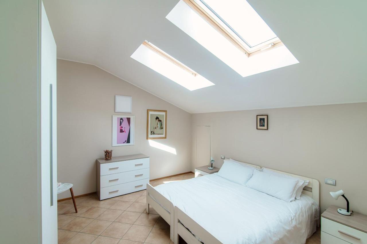 Grape Attic 72 - The House Of Travelers Como Exterior foto